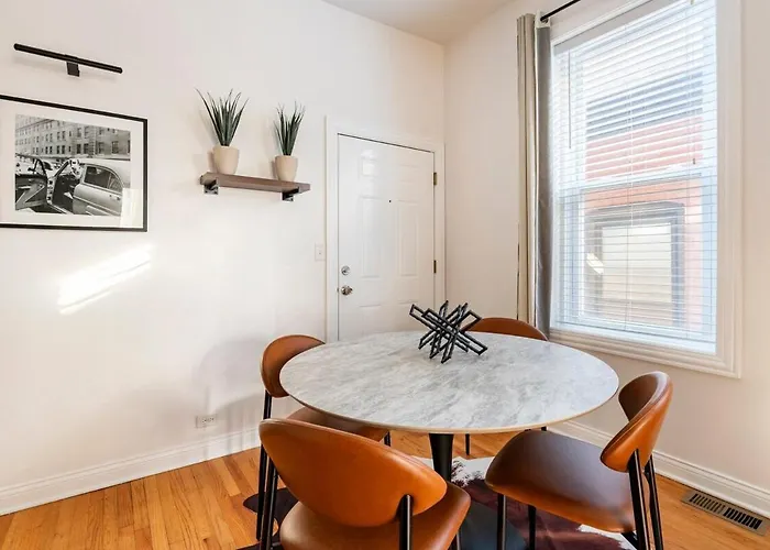 Cozy 2 Bedroom 1 Ba Flat Just 10 Mins From Downtown Apartamento
