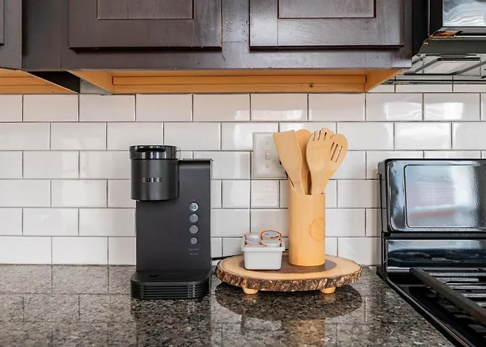 Cozy 2 Bedroom 1 Ba Flat Just 10 Mins From Downtown Apartamento Chicago