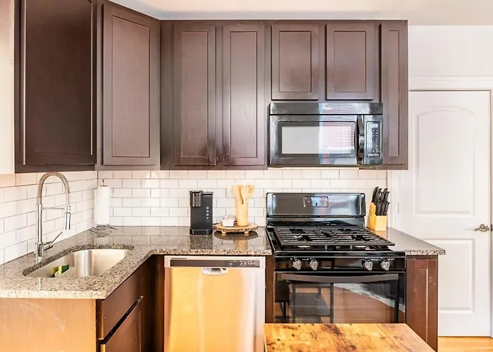 Cozy 2 Bedroom 1 Ba Flat Just 10 Mins From Downtown Apartamento